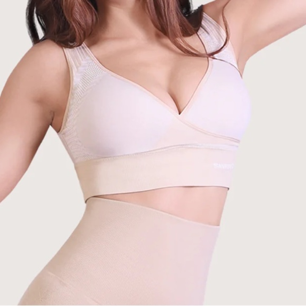 NWT! Women’s Sankom Beige‎ Crossover Cooling Bra